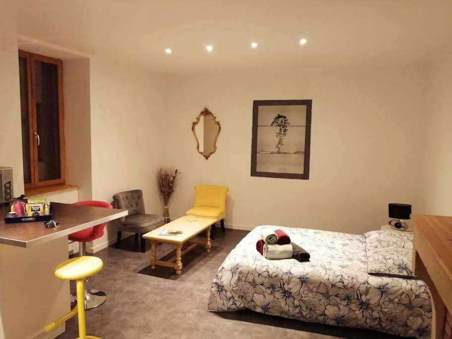 La Chambre De Ze Tournus Exteriör bild